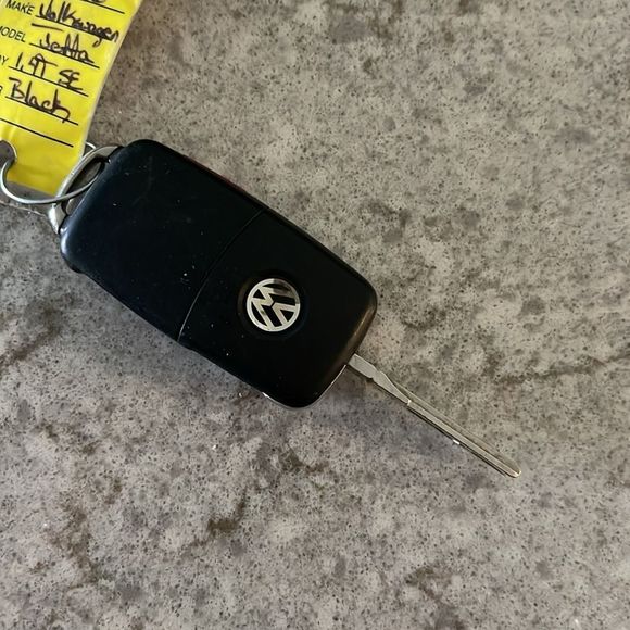 Key Fob VW Jetta - Picture 2 of 2